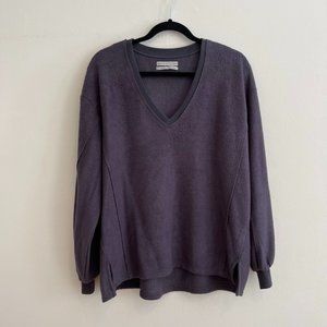 Urban Outfitters Gray Sweater Size Small - image 1